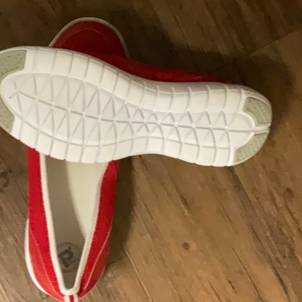 Shoes - Picture 2 of 2